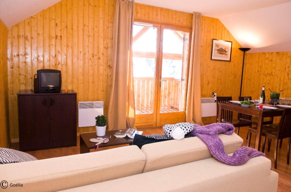 Residence Goelia Les Chalets Des Ecourts แซงต์-ฌ็อง-ดาฟร์ ภายนอก รูปภาพ