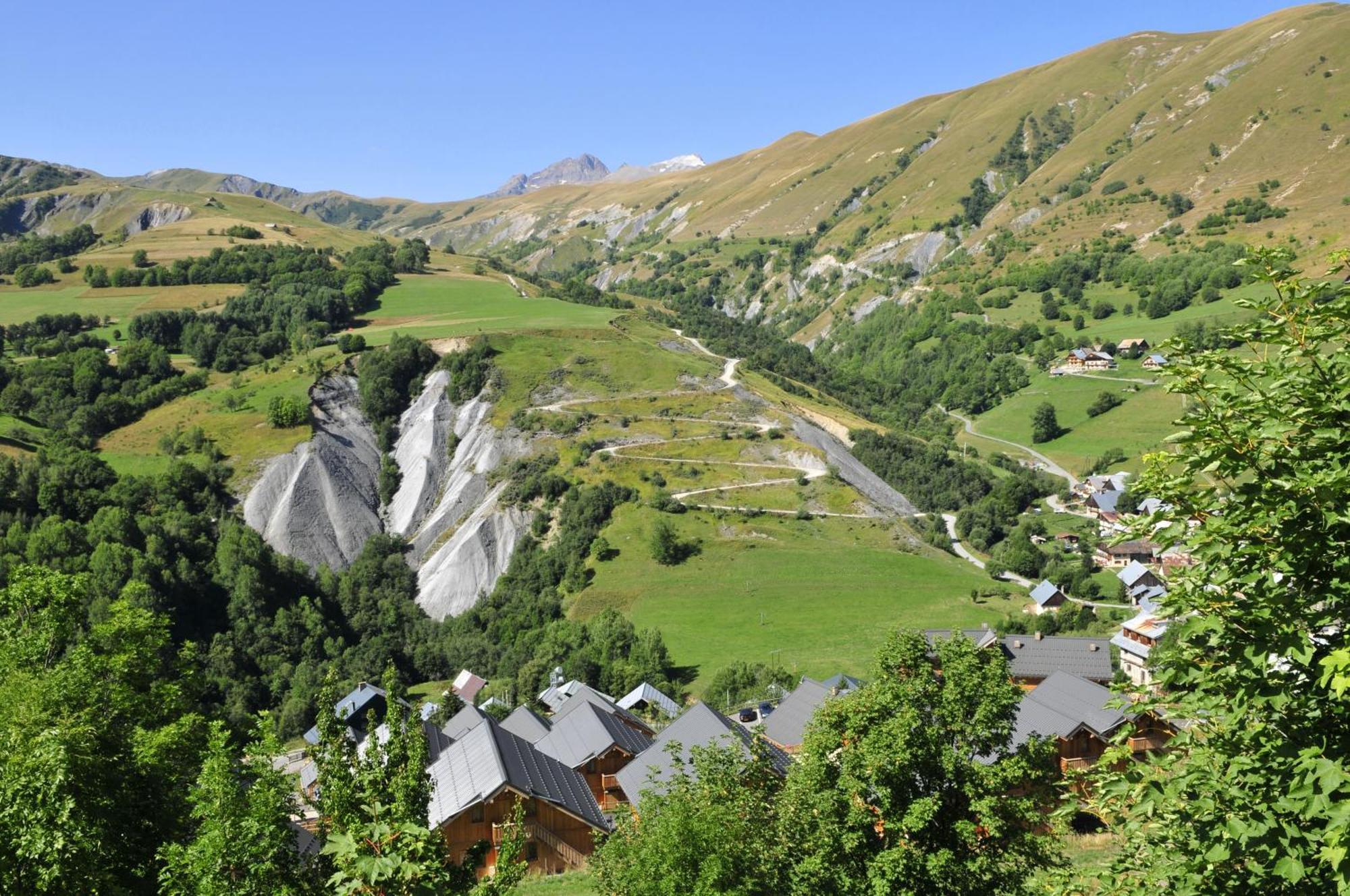 Residence Goelia Les Chalets Des Ecourts แซงต์-ฌ็อง-ดาฟร์ ภายนอก รูปภาพ