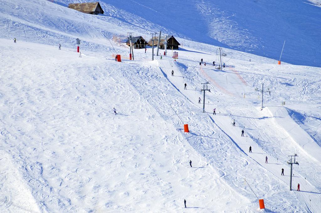 Residence Goelia Les Chalets Des Ecourts แซงต์-ฌ็อง-ดาฟร์ ภายนอก รูปภาพ